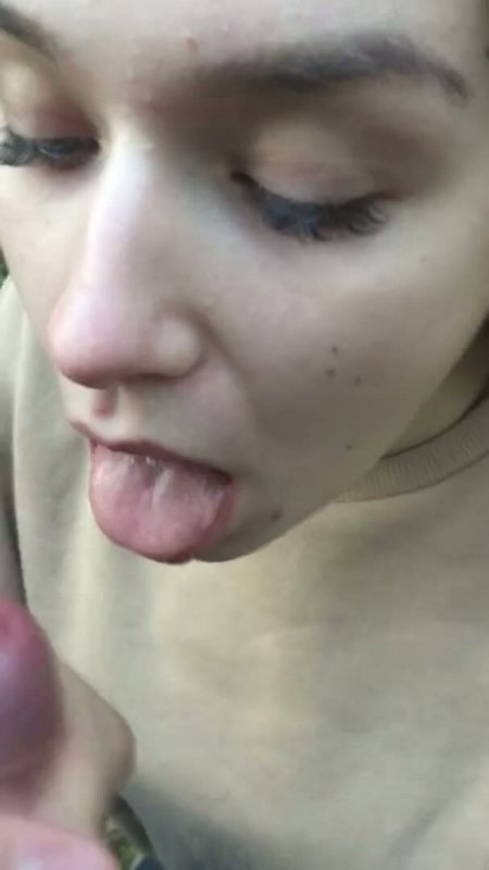 upskirt ass bangers