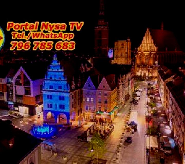 Oka Erina model portrait